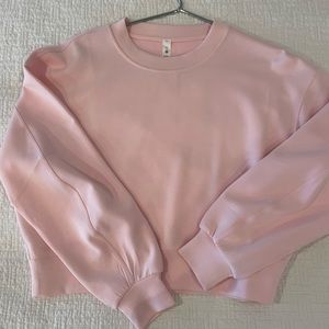 Lululemon soft streme crew strawberry milkshake. Size 4. NWOT